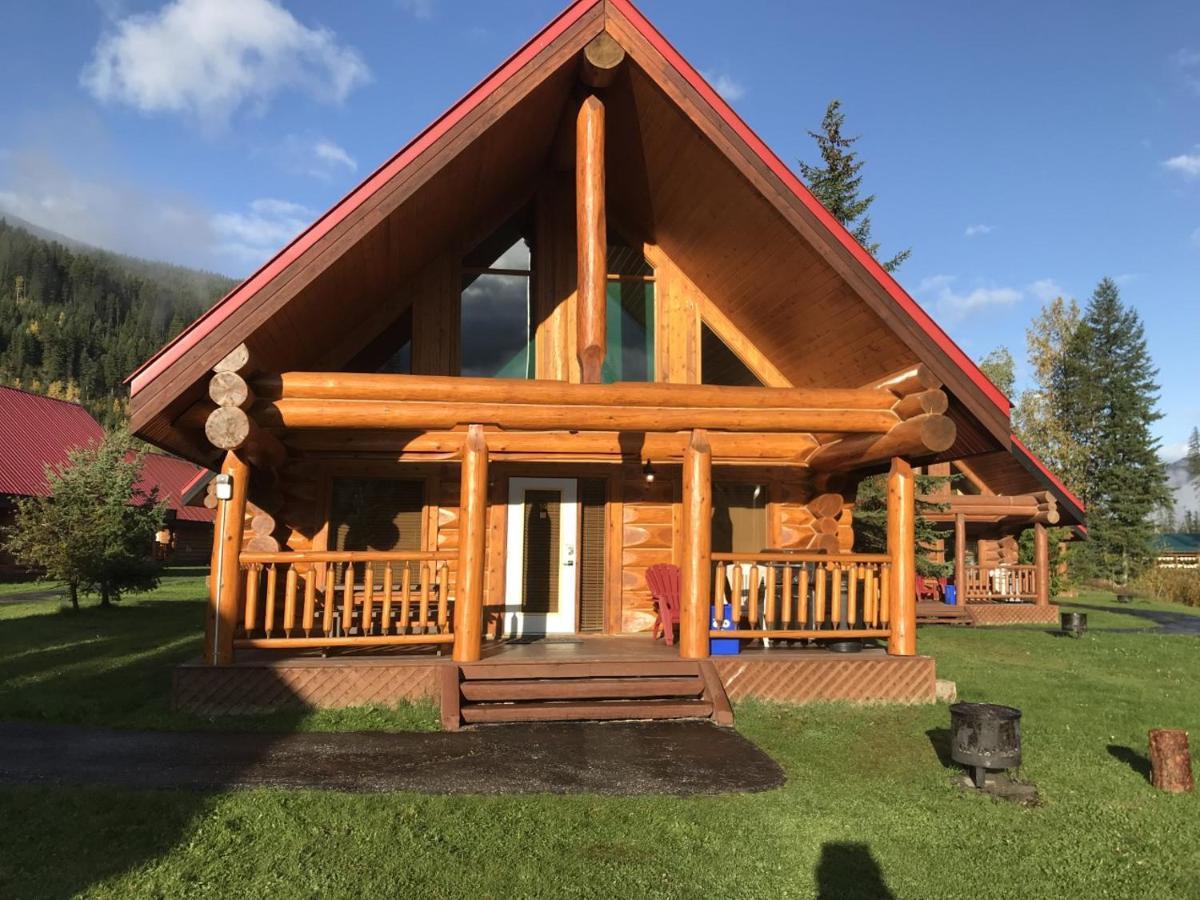 Вилла Yoho Chalets Голден Экстерьер фото