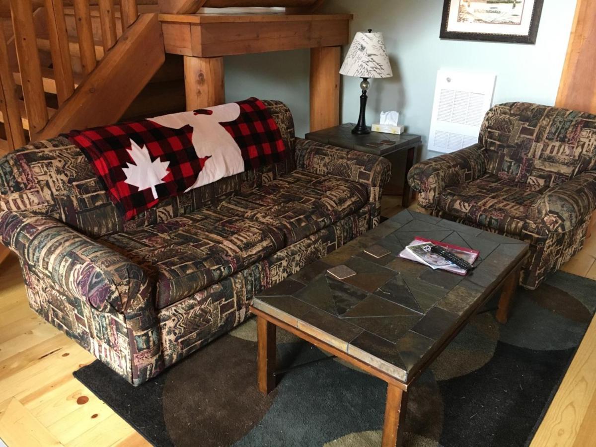 Вилла Yoho Chalets Голден Экстерьер фото